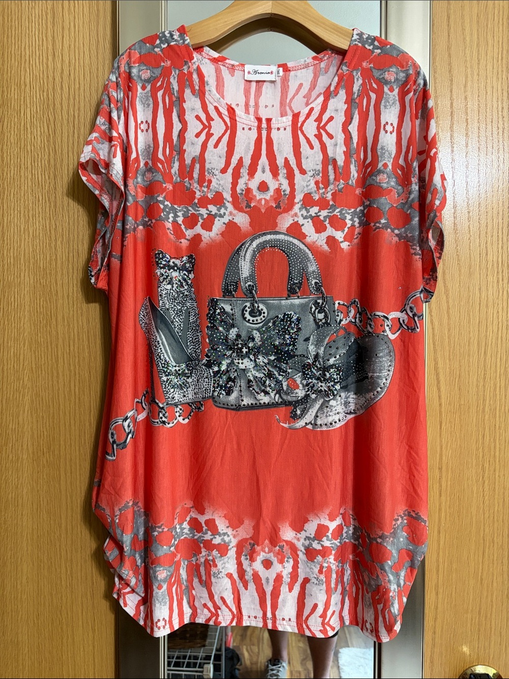 Aronia boutique brand 2XL Floral Embellished Coral Short Sleeve Blouse Bling